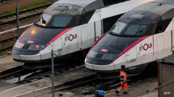 ओलंपिक के आगाज से पहले फ्रांस रेल नेटवर्क पर बड़ा हमला, “तोड़फोड़” की अलग-अलग घटनाओं से रेलवे के 8 लाख यात्री होंगे प्रभावित