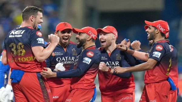 MI vs RCB IPL 2025: रोमांचक मुकाबले में बेंगलुरु की शानदार जीत, 12 रन से हारी मुंबई, क्रुणाल ने झटके 4 विकेट