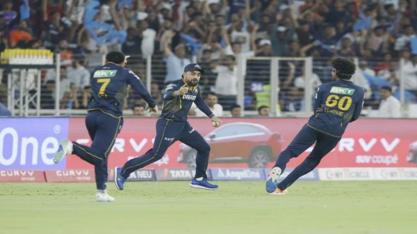 IPL 2025 GT Vs SRH : इस सीजन की सबसे खतरनाक टीम प्लेऑफ की रेस से हुई बाहर, गुजरात ने हैदराबाद को 38 रनों से दी करारी शिकस्त